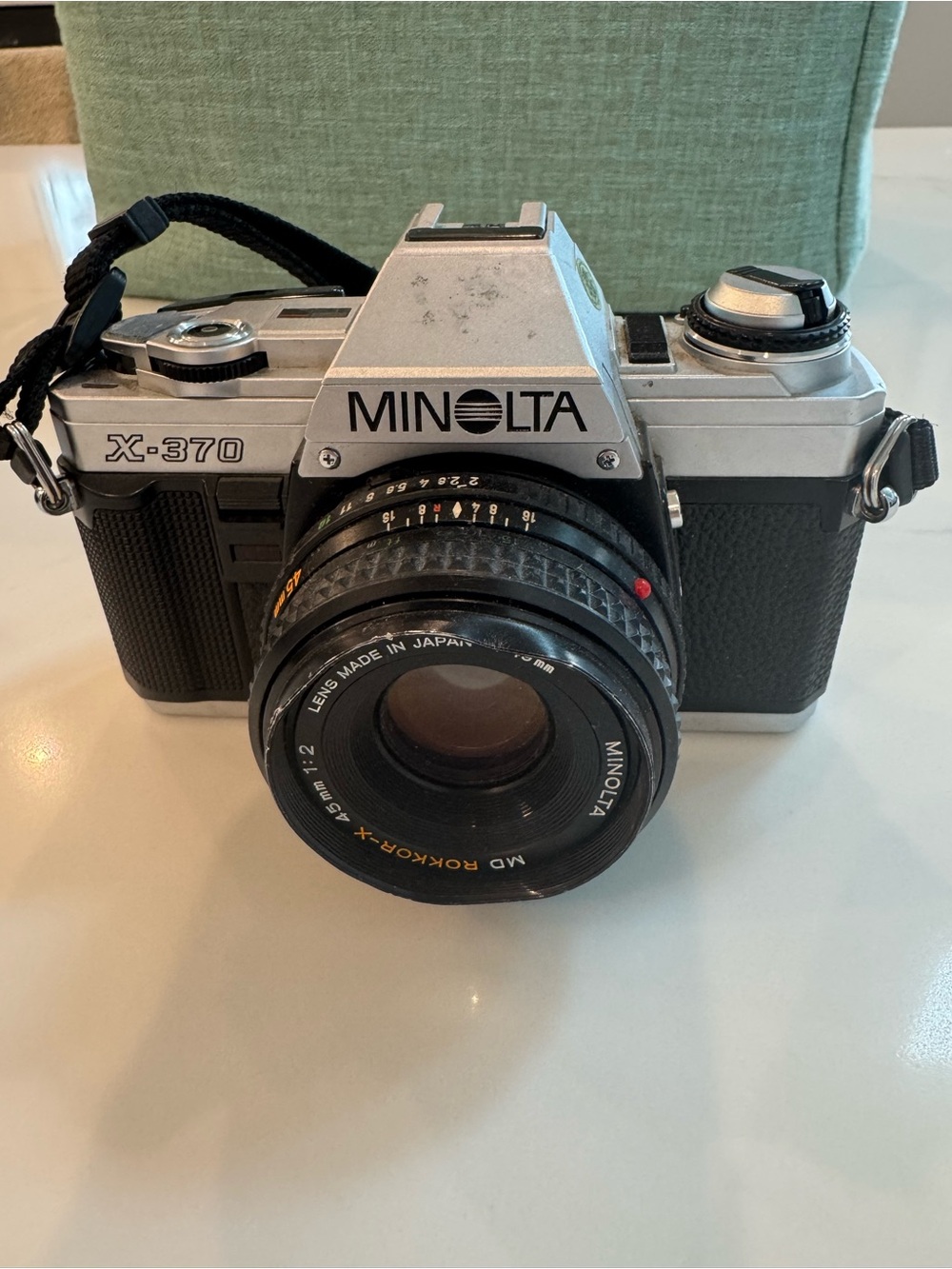 Minolta X-370 35mm Film SLR Camera in Silver and Black